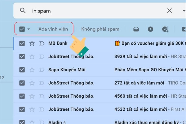 Chọn tất cả email trong danh sách và nhấn Xóa vĩnh viễn