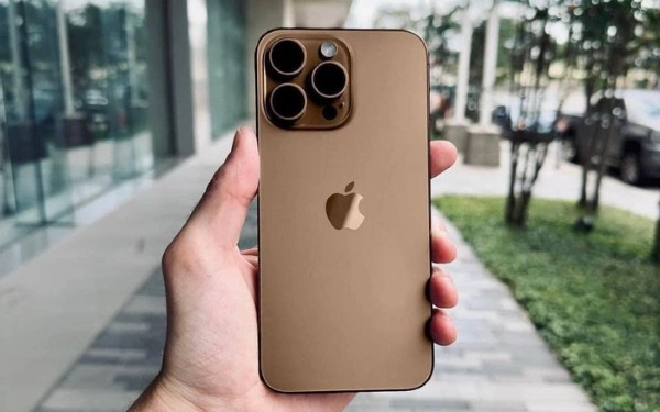 iPhone 16 Pro/Pro Max màu Titan sa mạc