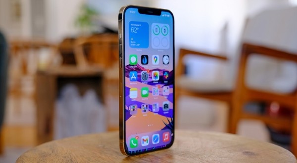 iPhone cho phép sử dụng xuyên suốt cả ngày dài