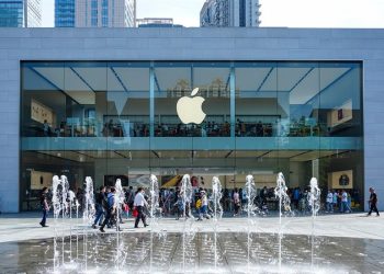 So sánh AAR Shop và APR Shop. Tại sao iFans nên mua tại cửa hàng ủy quyền Apple?