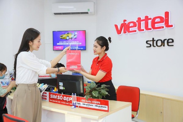 Viettel Store là một trong những địa chỉ mua hàng Apple chính hãng nổi bật