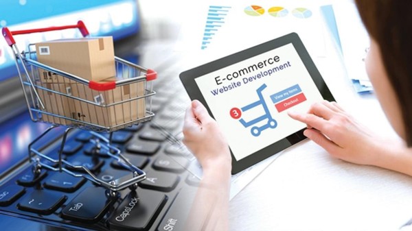 Các ngành quản trị kinh doanh số, thương mại điện tử đang là xu hướng