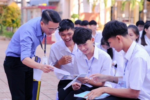 Học sinh cần biết rõ cách tính điểm thi THPT 2025