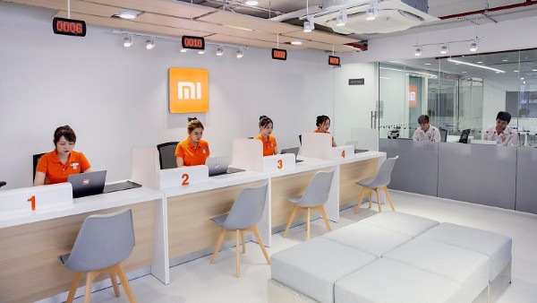 Hãy mang điện thoại đến trung tâm bảo hành Xiaomi chính hãng