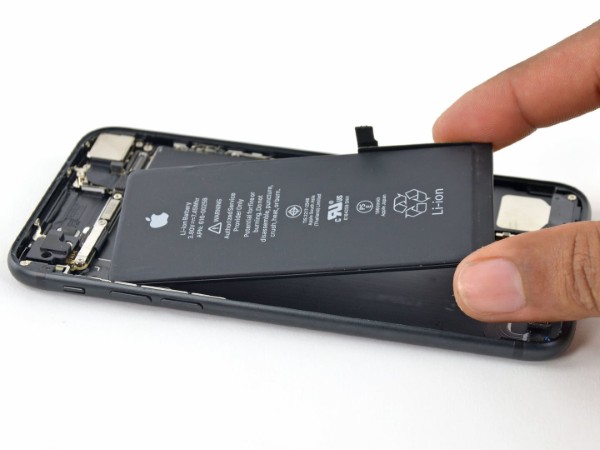 Sau khoảng 2-3 năm sử dụng nên thay pin khi hiệu năng pin bắt đầu suy giảm 