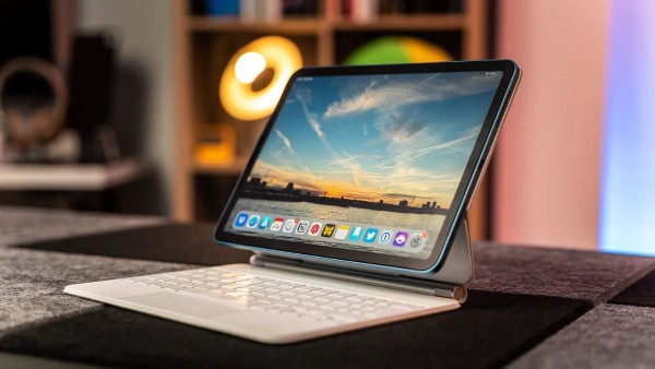 iPad Air 5 tương thích hoàn hảo với Apple Pencil 2 và Magic Keyboard