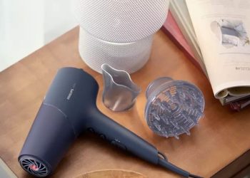 Top 10 máy sấy tóc 2 chiều nóng lạnh đáng mua nhất hiện nay