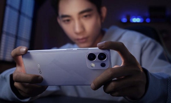 OPPO K13 được trang bị buồng hơi làm mát diện tích 5700 mm²