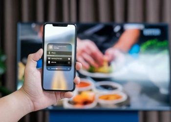 Mách bạn 3 cách phản chiếu màn hình iPhone lên Tivi nhanh chóng, dễ thực hiện