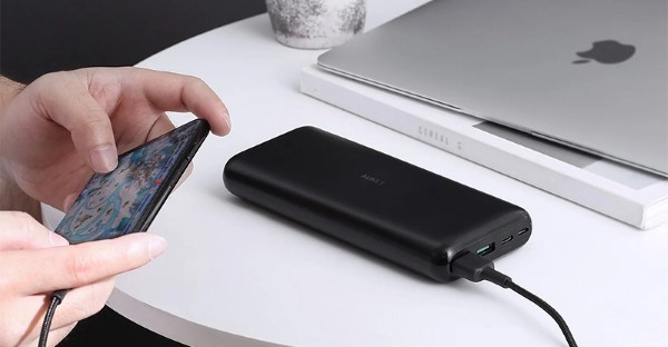 Pin sạc dự phòng chất lượng cần thiết với những ai thường xuyên di chuyển