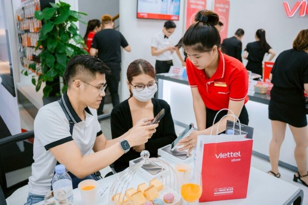 Đội ngũ nhân viên tư vấn chuyên sâu được đào tạo bài bản