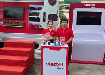 Chuyến xe 5G Viettel: Điện thoại giá hời – Data quá trời cùng Viettel Store