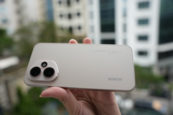 HONOR 400 sở hữu vẻ ngoài thanh thoát và tinh tế