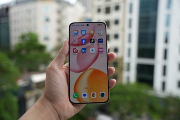 HONOR 400 được trang bị màn hình AMOLED 6,55 inch