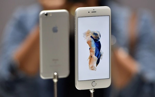 iPhone 6 Plus thường sạc từ 2 giờ 45 phút đến 3 giờ 15 phút thì đầy pin