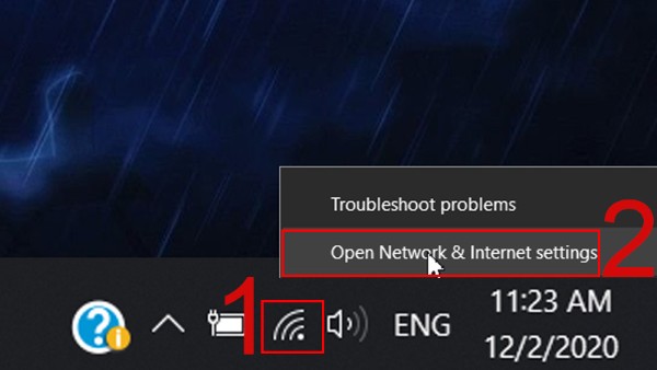 Chọn Network and Sharing Center