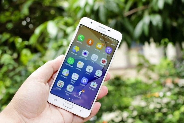 Samsung Galaxy J7 2016 / J7 Prime