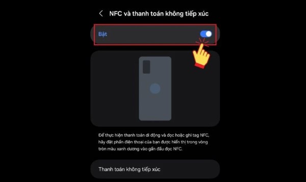 Gạt bật NFC khi cần dùng đến
