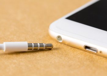 Tai nghe 3.5 là gì? Tìm hiểu chuẩn kết nối âm thanh phổ biến nhất hiện nay