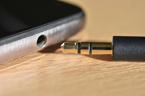 Tai nghe 3.5mm mang đến nhiều lợi ích vượt trội