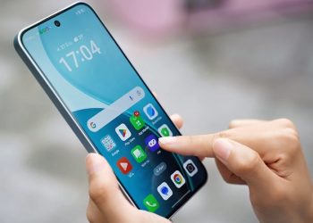OPPO Reno14 F 5G có gì mới: Thiết kế đuôi cá, màn hình AMOLED, tích hợp AI