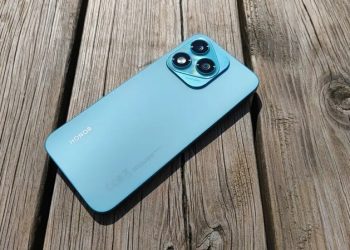 Đánh giá HONOR 400 Lite: Lựa chọn xuất sắc cho  phân khúc tầm trung?