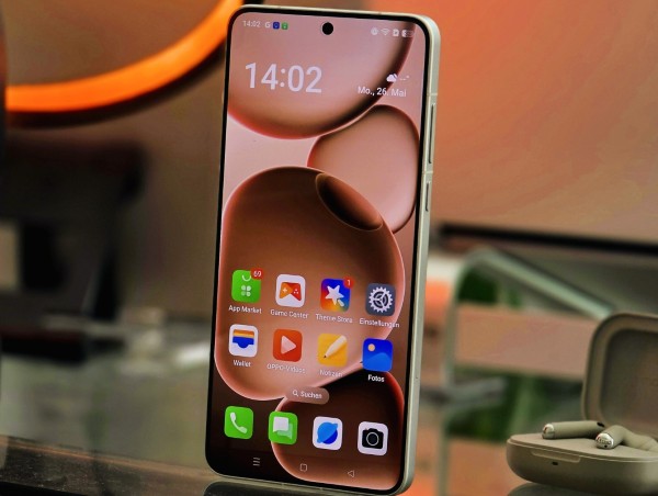 Oppo Find X8 Ultra vs Xiaomi 15 Ultra đều có giao diện tùy biến riêng
