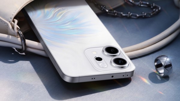 OPPO Reno14 với dung lượng pin 6000mAh, hỗ trợ sạc nhanh 80W
