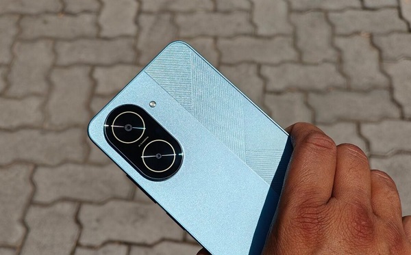 POCO C71 được trang bị camera chính với độ phân giải 32MP, vượt xa so với camera 8MP trên OPPO A18
