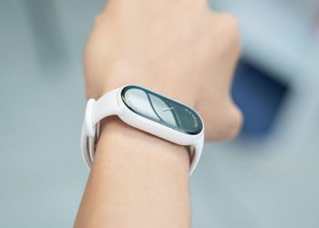 Xiaomi Mi Band 10 Ceramic có gì mới? Khám phá chiếc vòng đeo tay thông minh đậm chất thời trang