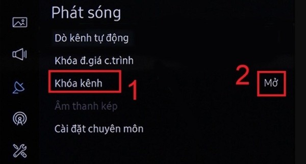 Mở Phát sóng → chọn Khóa kênh