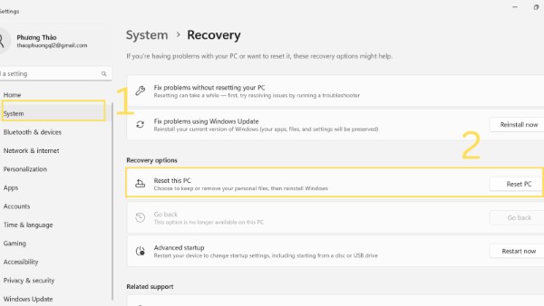 Chọn Reset this PC