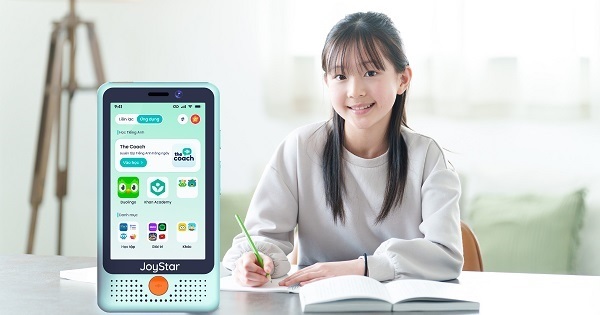 Đánh giá điện thoại thông minh học sinh JoyStar S10 về thiết kế