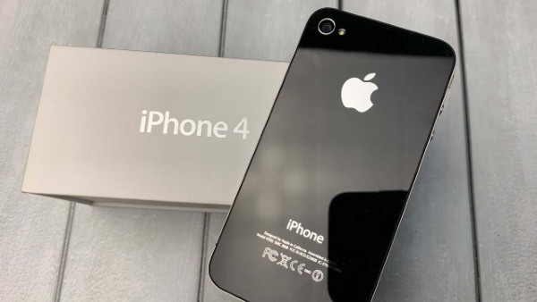 Dung lượng pin của iPhone 4s cao hơn một chút so với iPhone 4