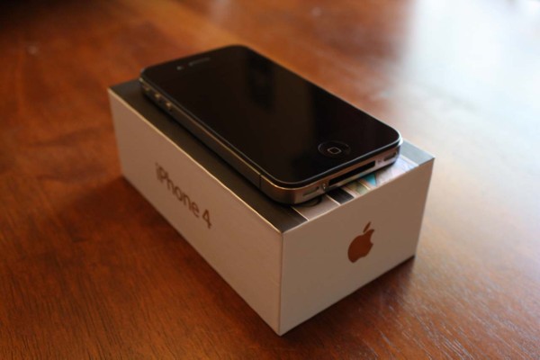 Tổng hợp các cách phân biệt iPhone 4 và iPhone 4s
