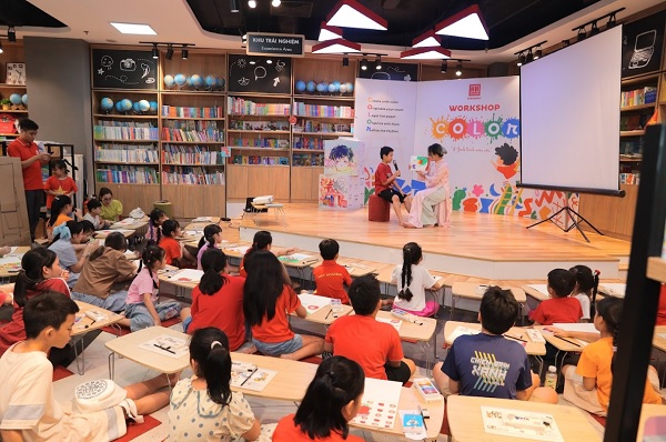 Viettel Store đồng hành cùng Hồng Hà tổ chức chuỗi workshop “COLOR Sắc Màu”